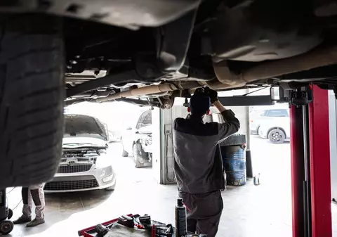 Un mecanic auto încurajează șoferii să „înceteze complet să cumpere aceste vehicule”, în 2025: „Probabil că nu trebuie să-ți irosești banii”