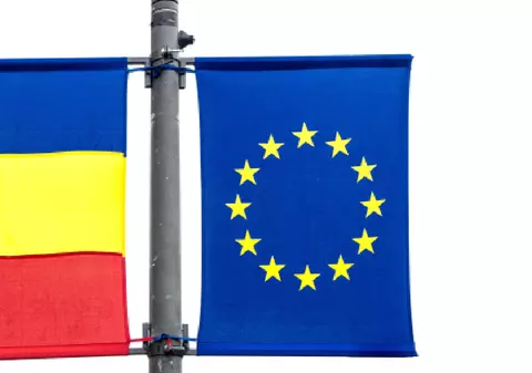 Europenii, tot mai dezamăgiți de democrație, dar susțin cooperarea și o armată europeană comună. România, pe penultimul loc la încredere