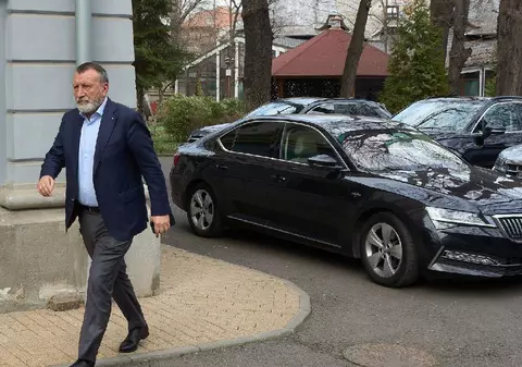 Partidul lui Sorin Grindeanu avertizează din nou că iese de la guvernare. Paul Stănescu: „USR şi PNL atacă încontinuu PSD”