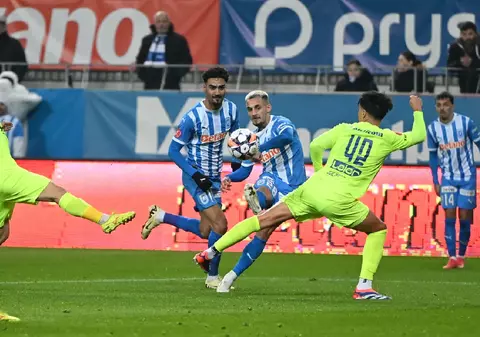 O echipă cu tradiție din fotbalul românesc vrea să intre în insolvență, după ce a adunat datorii de 4 milioane de euro