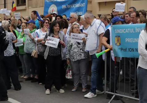 Mesaj pentru sindicatele din Educație: „Țara stă atât de prost încât o grevă în septembrie nu poate aduce nimic”