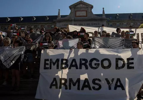 Spania promite un embargou total al armelor către Israel, dar în practică măsura e doar parțial respectată