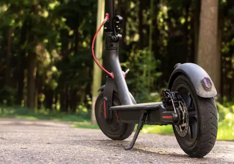 Poliția Română, apel emoționant pentru părinții copiilor care au trotinete: „O clipă poate răpi viitorul copilului vostru"