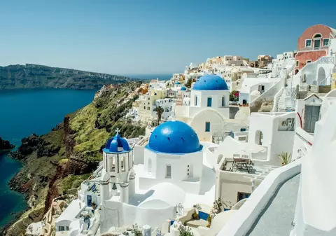 A fost descoperită cauza miilor de cutremure care au zguduit Santorini. Cercetătorii au rămas surprinși de ce au găsit în adâncul scoarței terestre