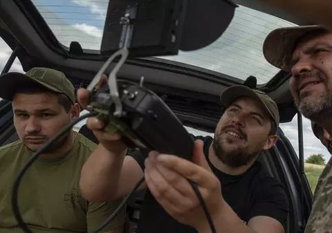 Recompense ca în jocurile video pentru soldații ucraineni care ucid inamici pe câmpul de luptă: „Omoară un rus și acumulează puncte”