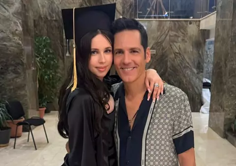 Când pleacă Violeta Bănică la studii, în America. Ștefan Bănică Jr nu merge cu ea: „O să vină mama, ea mi-a dat un sfat genial”