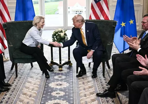 UE nu va accepta nicio majorare a tarifelor vamele americane după decizia Curții Supreme: „O înțelegere este o înțelegere”