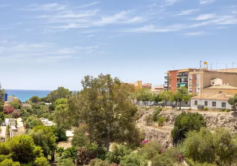 Un oficial ucrainean, găsit mort în piscina unui complex rezidențial din Spania unde a fost asasinat pilotul rus care a dezertat