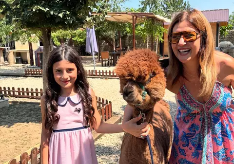 Alma, fiica Amaliei Enache, a împlinit 9 ani. Modul deosebit în care mama ei a ales să o sărbătorească. „Fericirea vine cu acest zâmbet”