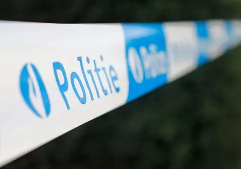 Cadavrul unei românce care alesese să doarmă într-un cort, ca să nu-i deranjeze pe alții, găsit într-un parc din Belgia