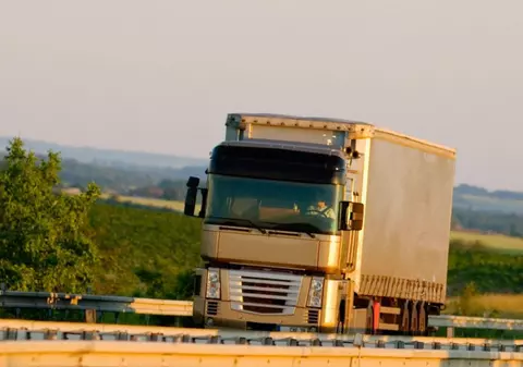 Șofer român de TIR eliberat din închisoare după 3 luni, în Franța, unde se ceruse să fie amendat cu 1,5 milioane de euro