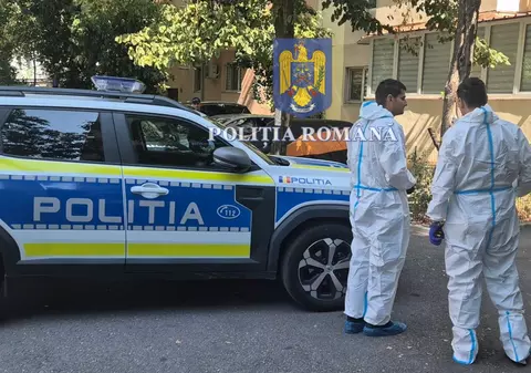 Criminalul de la Craiova care și-a ucis soția a murit. A recurs la un gest sângeros înainte să sară de la balcon, când a intrat Poliția peste el