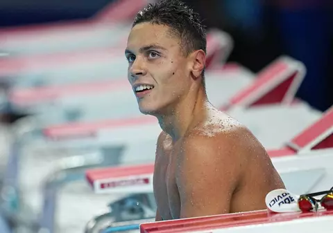 David Popovici, mesaj după ce a devenit dublu campion mondial: „46,51 secunde. Pentru unii, o clipire. Pentru mine, o lecție: nimic nu se câștigă singur”