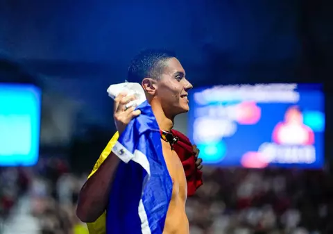David Popovici va primi un trofeu special din partea echipei naționale de fotbal a României