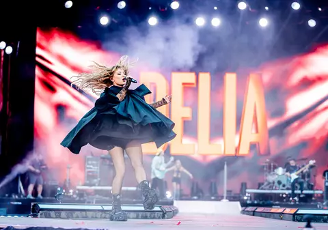 Concertul Deliei de la UNTOLD 2025, viral pe rețelele de socializare. Ce melodie a fost intonată de un stadion întreg alături de artistă