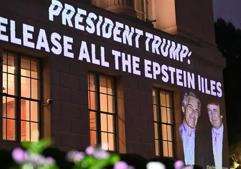 Fratele lui Jeffrey Epstein susține că acesta nu s-a sinucis: „A fost o crimă țintită, nu sinucidere!”