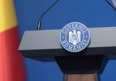 Câți bani a cerut împrumut Guvernul Bolojan. România s-a împrumutat deja cu aproape 176 miliarde de lei în primele 7 luni, mult peste banii ceruți în 2024