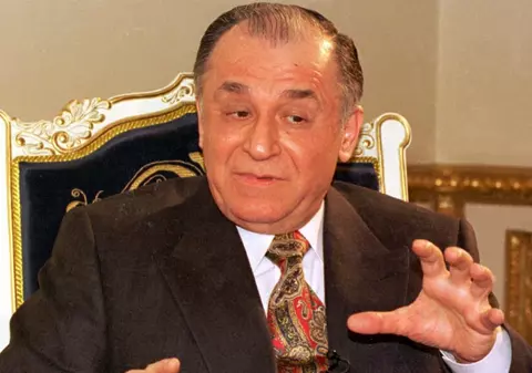 Cum a câștigat Ion Iliescu alegerile din România în 1990, 1992 și 2000