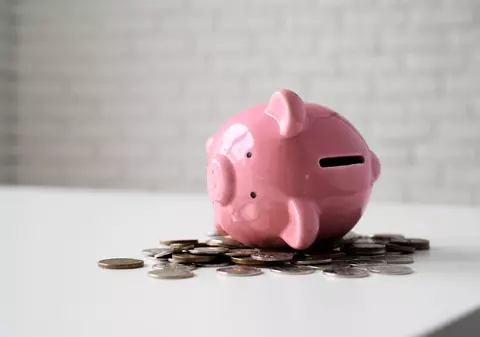 5 soluții rapide când ai nevoie de bani înainte de salariu