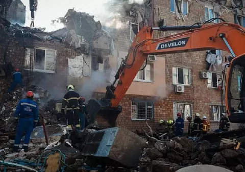 Zelenski: „Rusia alege armele în locul mesei de negocieri”. SUA anunță o vânzare de arme către Ucraina în valoare de 825 de milioane de dolari