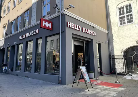 Un cunoscut brand norvegian de echipamente sport deschide primul magazin în România