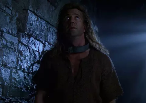 A fost violent, a ucis și nu a purtat kilt: povestea reală a lui William Wallace, personajul istoric mitizat de Mel Gibson în „Braveheart”