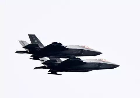 Lui Donald Trump i se cere să trimită în România avioane de vânătoare americane pentru a proteja Ucraina