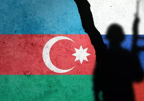 Azerbaidjanul condamnă bombardamentele asupra infrastructurii sale din Ucraina și avertizează Kremlinul