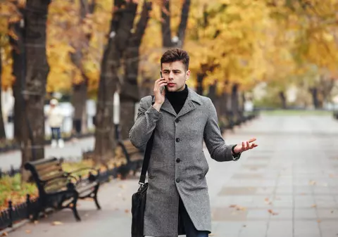 Cum să alegi ținutele pentru un weekend activ în aer liber pe timp de toamnă