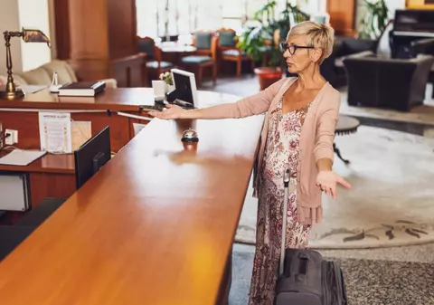 Ministerul Economiei verifică agenția Cocktail Holidays, după problemele apărute cu turiștii români din străinătate