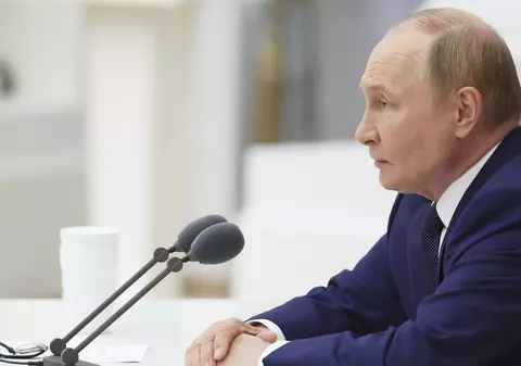 O țară din Europa este gata să-i ofere lui Vladimir Putin imunitate pentru a putea participa la discuții cu Volodimir Zelenski