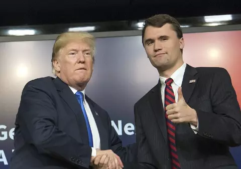 Cine a fost Charlie Kirk, aliatul MAGA al lui Trump, împușcat în Utah. Un singur foc de armă l-a ucis