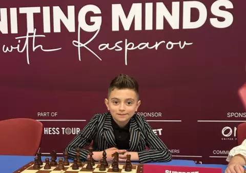 Un copil de 8 ani din Galați este dublu vicecampion european la șah: „Evoluții excelente pentru vârsta lui”