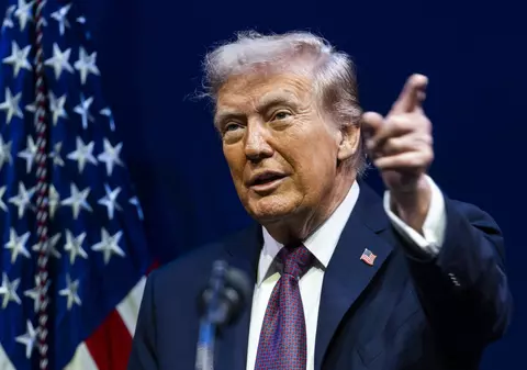 Cum ar putea să-l oprească judecătorii pe Donald Trump, care vrea să folosească orașele americane drept „terenuri de antrenament” militare