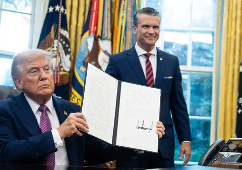 Departamentul Apărării al SUA devine Departamentul de Război. Explicația lui Donald Trump: „Mult mai potrivit”