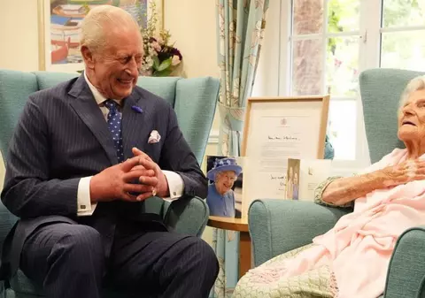 Cea mai bătrână femeie din lume, regelui Charles: „Toate fetele erau îndrăgostite de tine”