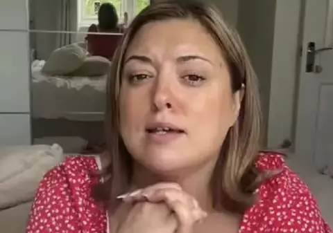 Mama și-a rupt gâtul după ce a căscat, în Marea Britanie: „Am știut imediat că s-a întâmplat ceva groaznic”