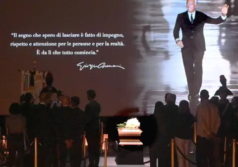 Cine moștenește averea impresionantă pe care o lasă în urmă Giorgio Armani? Creatorul de modă nu avea copii