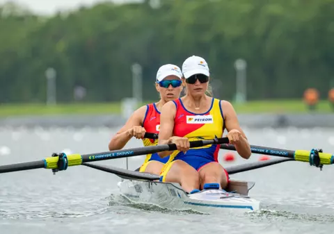 România, dublă performanță la Campionatele Mondiale de la Shanghai: aur la feminin, argint la masculin, la dublu rame