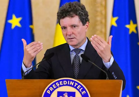 Nicușor Dan a explicat care este profilul șefilor SRI și SIE pe care îi va propune Parlamentului