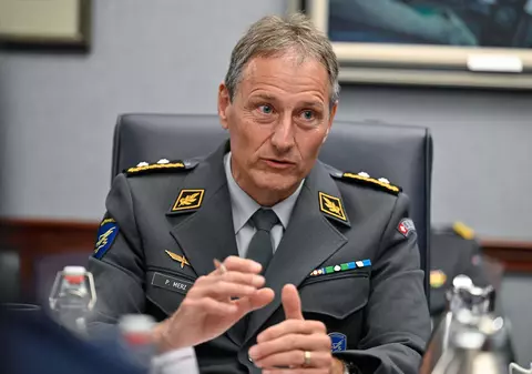 Avertismentul șefului Forțelor Aeriene din Elveția: „Situația este extrem de periculoasă. Există posibilitatea extinderii conflictului din Ucraina spre Europa de Vest începând cu 2028”