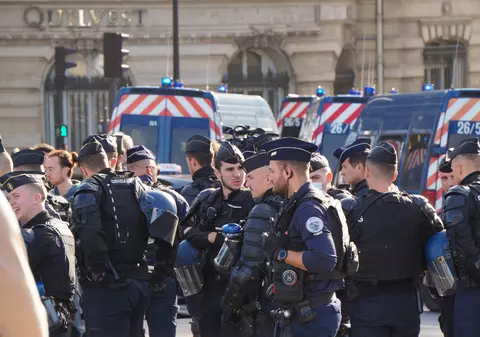 80.000 de jandarmi și polițiști, mobilizați pentru a evita violențele în Franța, pe 10 septembrie