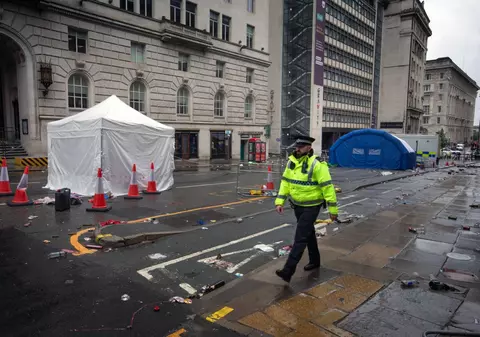 Bărbatul care a rănit 134 de oameni intrând cu mașina într-o mulțime care celebra titlul lui Liverpool a pledat nevinovat