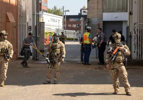 Trump i-a amenințat pe democrați că mesajul lor către trupele SUA este „trădare pedepsită cu moartea”