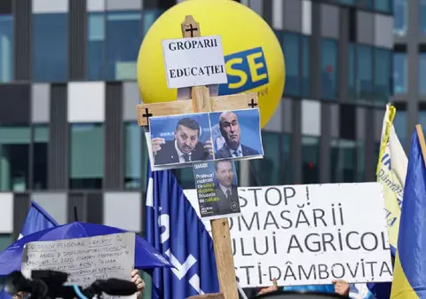 Profesorii nu au voie să mai facă greve cel puțin doi ani: „Deja intrăm într-o sferă penală”