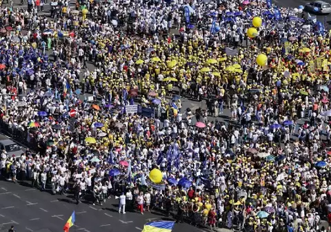 Studenții din Cluj susțin profesorii și pregătesc proteste la UBB și UTCN: „Educația nu se poate face așa”