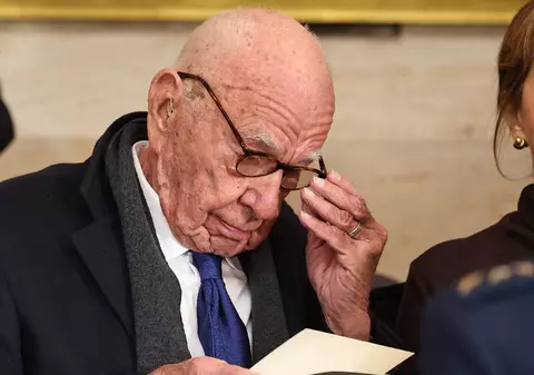 Rupert Murdoch, prezent la banchetul pentru Donald Trump, în ciuda procesului intentat de președintele SUA