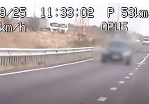 Un șofer din Craiova, de 61 de ani, surprins de radar cu 192 de km/h. Ce măsuri au luat polițiștii