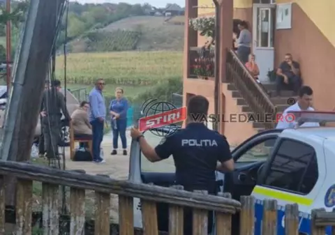 Un elev de 13 ani din Maramureș a murit după ce i s-a făcut rău la şcoală. Băiatul a leșinat în timp ce își aștepta mama