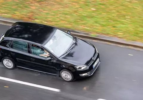 Român claxonat de un șofer disperat, în Serbia, care i-a dat o veste proastă: "Nu opriți!"